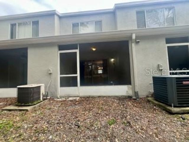 2348 LAKE WOODBERRY CIRCLE, Brandon, FL 33510