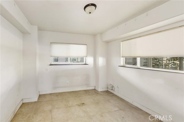 261 E Crescent Avenue, Redlands, CA 92373