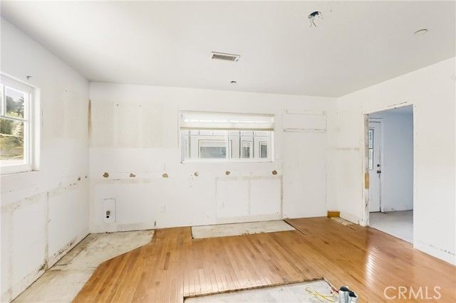 261 E Crescent Avenue, Redlands, CA 92373