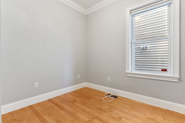 152 H Street 1, Boston, MA 02127