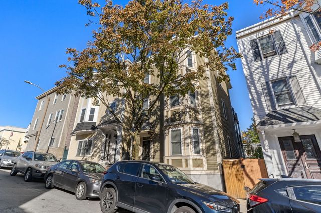 152 H Street 1, Boston, MA 02127