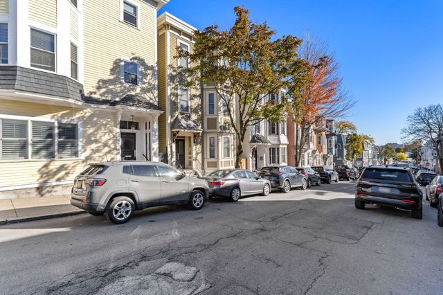 152 H Street 1, Boston, MA 02127