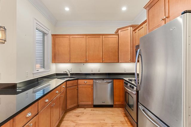 152 H Street 1, Boston, MA 02127