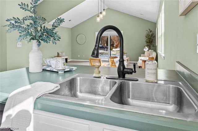 5201 Cline Road A, Brimfield, OH 44240