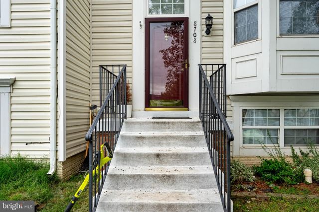 8708 FARNHAM WAY, Bristow, VA 20136