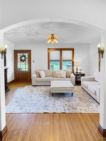 500 W End Avenue, Union, MO 63084