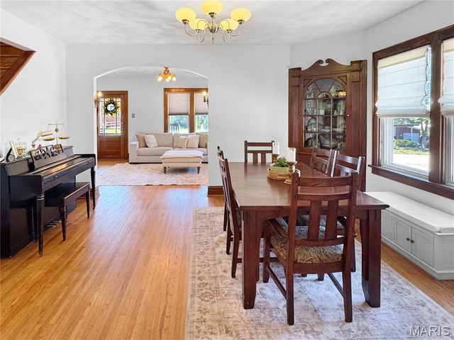 500 W End Avenue, Union, MO 63084