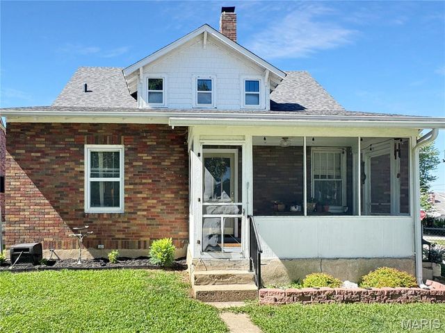 500 W End Avenue, Union, MO 63084
