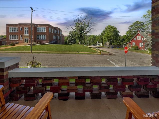 500 W End Avenue, Union, MO 63084