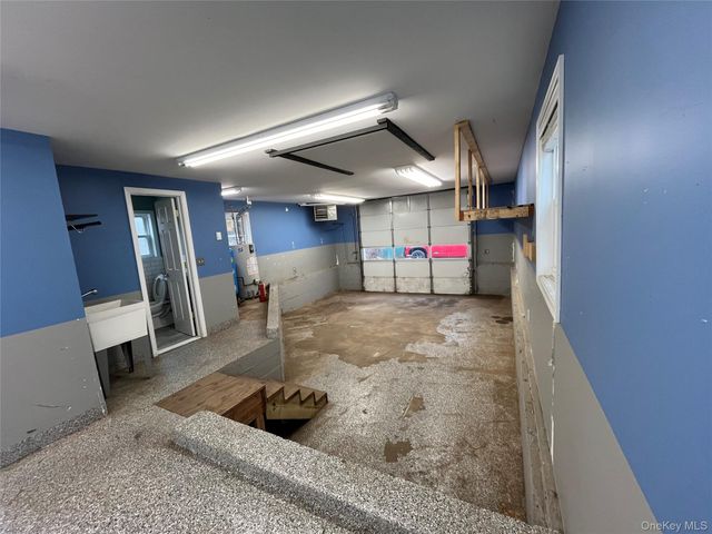 35 Old School Lane, Orangeburg, NY 10962