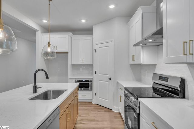 4 A Henderson Drive, Travelers Rest, SC 29690