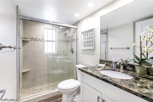 1100 8th AVE S H227, Naples, FL 34102