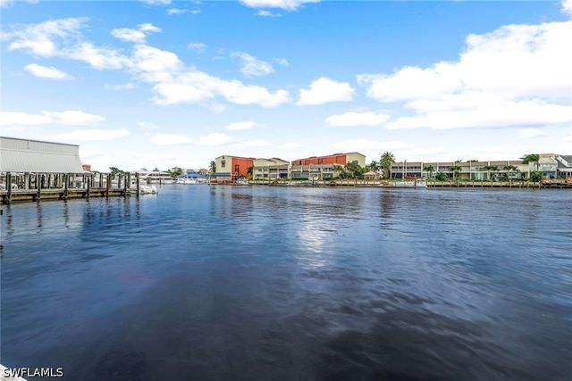 1100 8th AVE S H227, Naples, FL 34102
