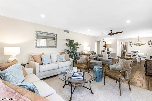 1100 8th AVE S H227, Naples, FL 34102