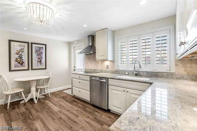 1100 8th AVE S H227, Naples, FL 34102