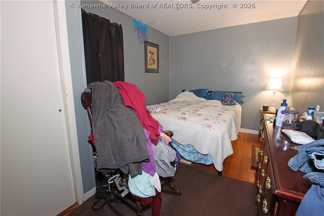 2486 Walnut Street, Hurricane, WV 25526