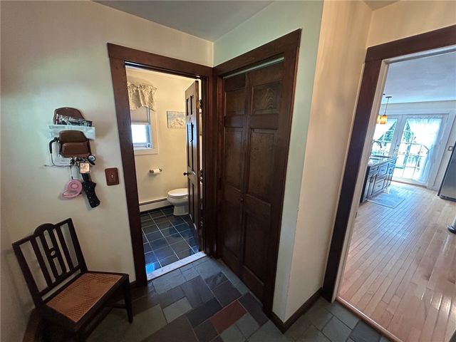 49 Captains Circle, Tiverton, RI 02878