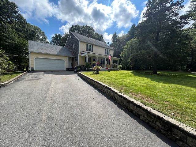 49 Captains Circle, Tiverton, RI 02878