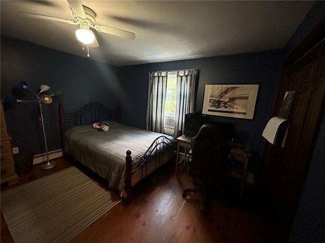 49 Captains Circle, Tiverton, RI 02878
