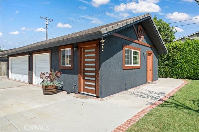1721 E Ruddock, Covina, CA 91724