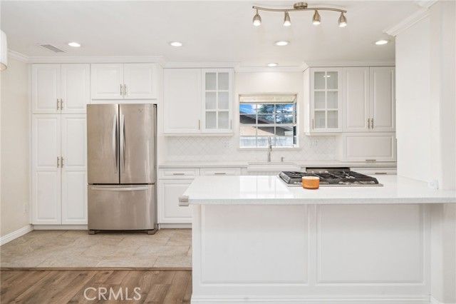 1721 E Ruddock, Covina, CA 91724