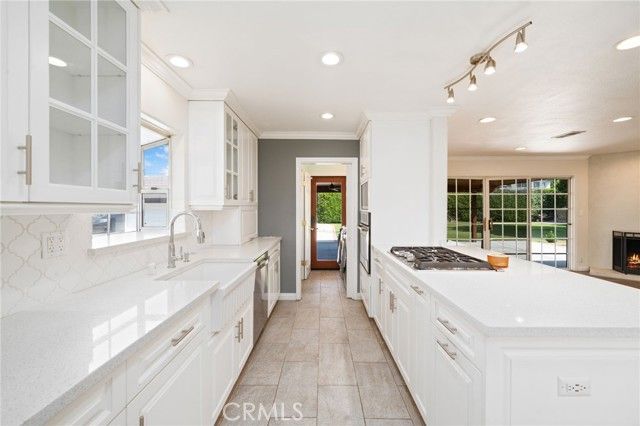 1721 E Ruddock, Covina, CA 91724