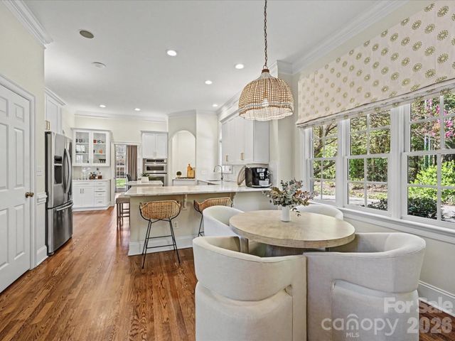 2121 Forest Drive, Charlotte, NC 28211