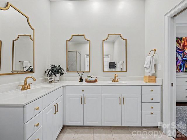 2121 Forest Drive, Charlotte, NC 28211