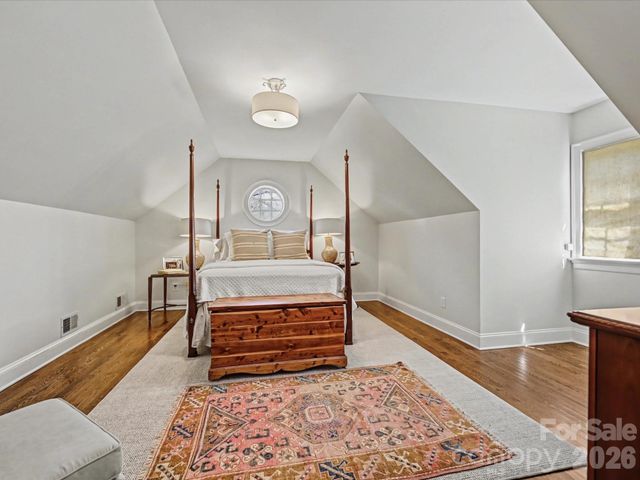 2121 Forest Drive, Charlotte, NC 28211