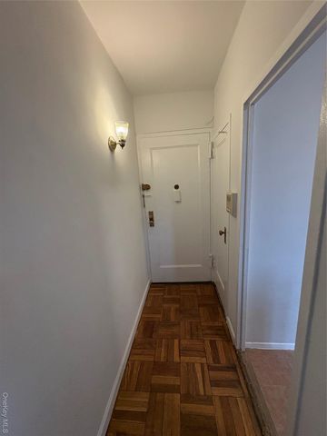 1705 Purdy Street 7H, Bronx, NY 10462