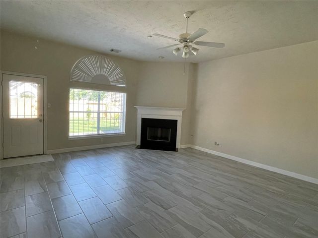 5934 Heathmoor Lane, Houston, TX 77084