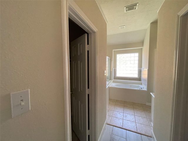 5934 Heathmoor Lane, Houston, TX 77084