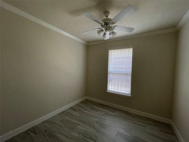 5934 Heathmoor Lane, Houston, TX 77084