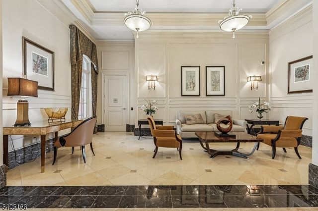 211 Metzger Dr, West Orange Twp., NJ 07052