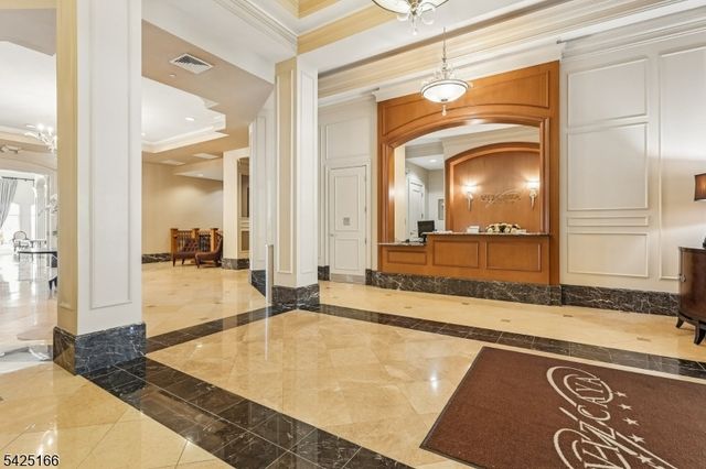 211 Metzger Dr, West Orange Twp., NJ 07052