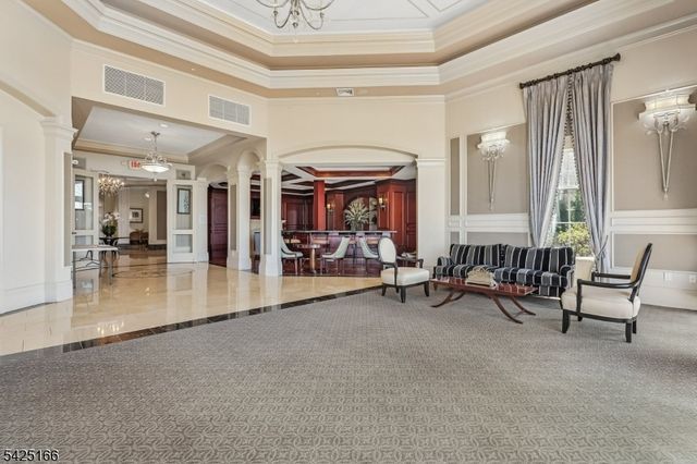 211 Metzger Dr, West Orange Twp., NJ 07052