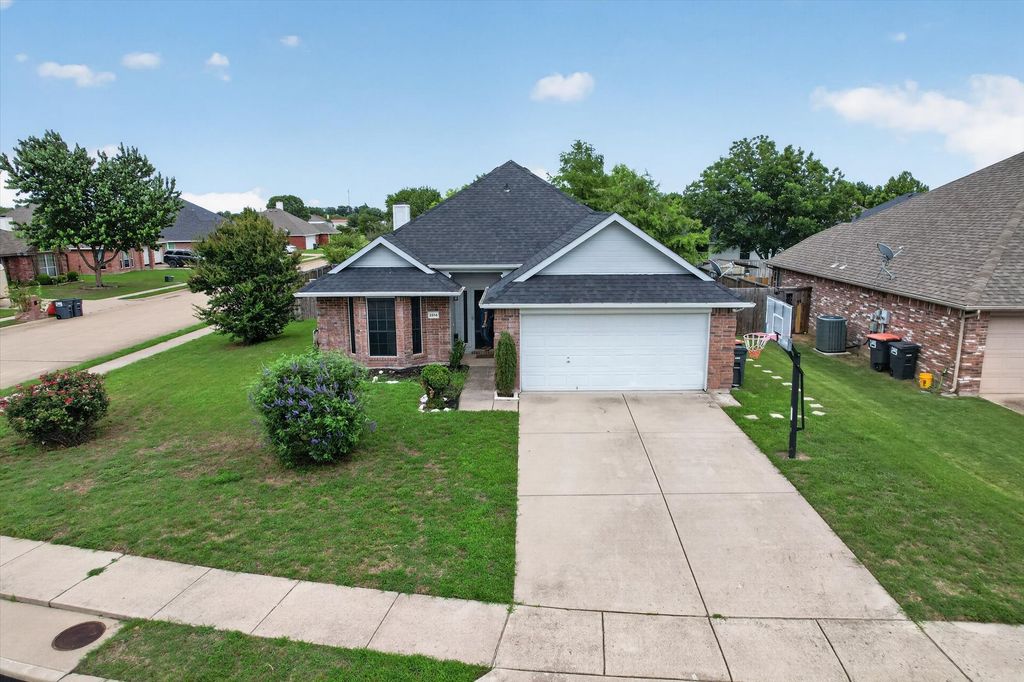2814 Ashley Lane, Anna, TX 75409