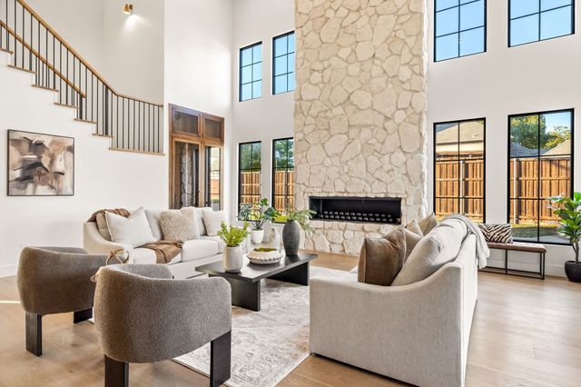 702 Mockingbird Lane, Coppell, TX 75019