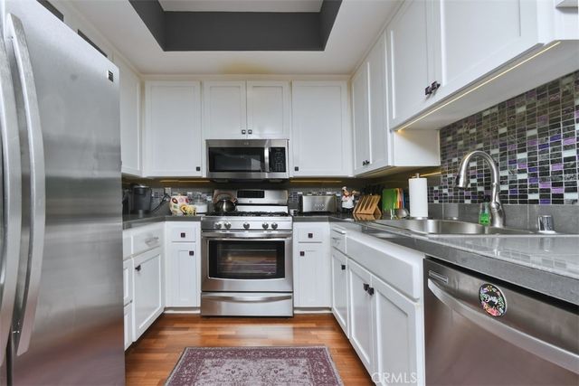 4455 Hazeltine 208, Sherman Oaks, CA 91423