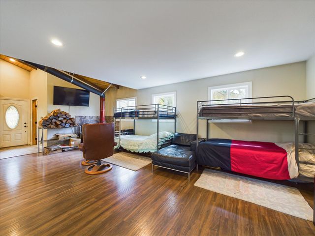 1285 Bliss Lane, Garberville, CA 95542