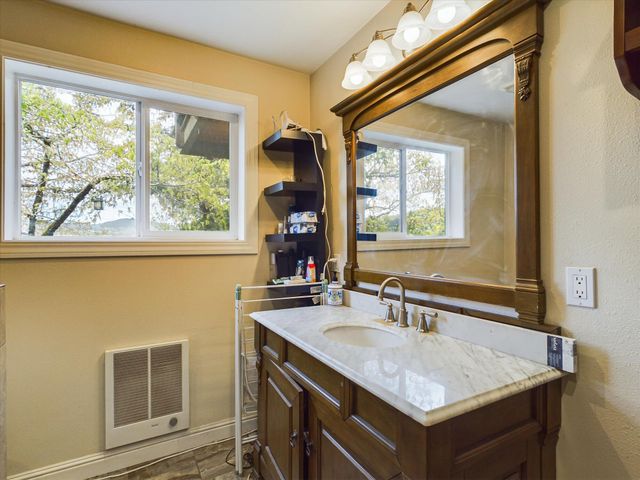 1285 Bliss Lane, Garberville, CA 95542