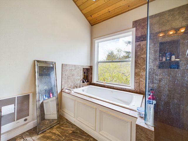 1285 Bliss Lane, Garberville, CA 95542