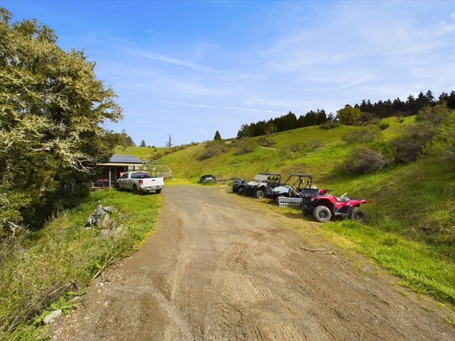 1285 Bliss Lane, Garberville, CA 95542