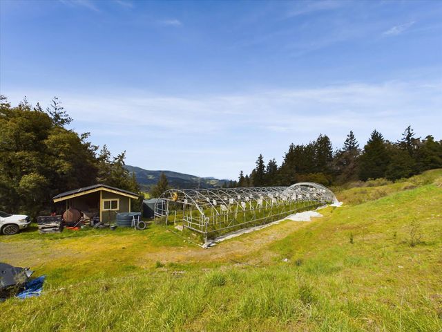 1285 Bliss Lane, Garberville, CA 95542