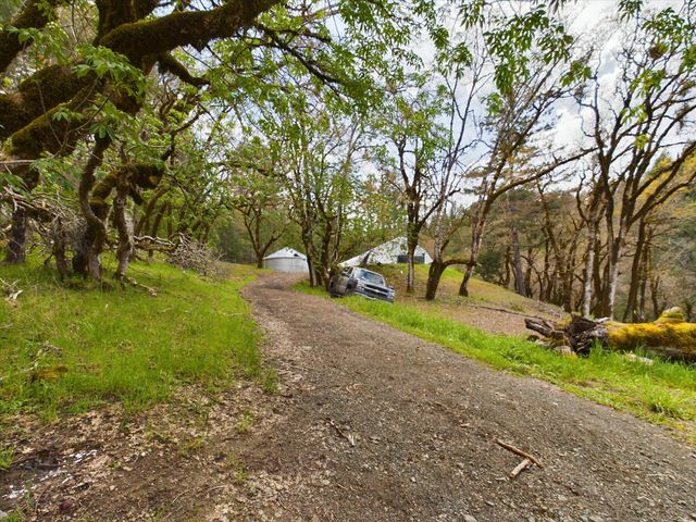 1285 Bliss Lane, Garberville, CA 95542