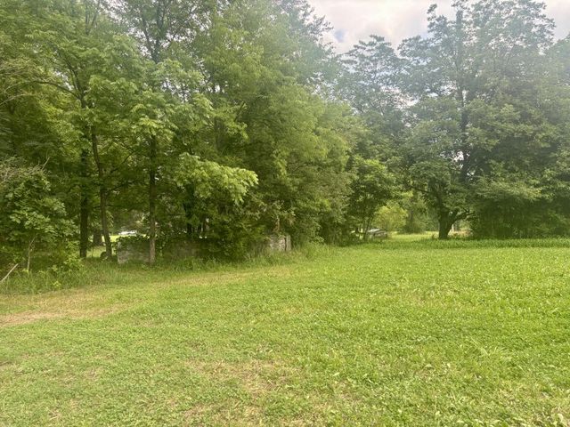 294 Haskell Winton Rd, Manchester, TN 37355