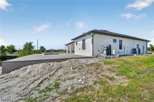 4333 NW 36th AVE, Cape Coral, FL 33993