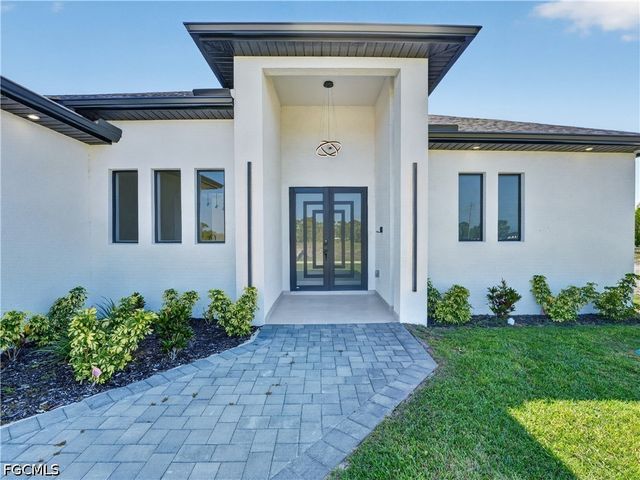 4333 NW 36th AVE, Cape Coral, FL 33993