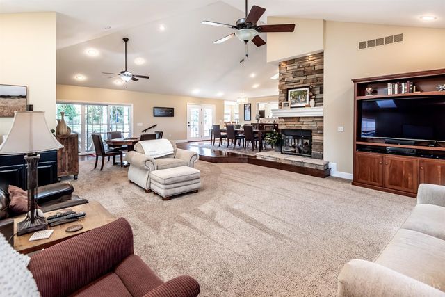 117 Hickory Lane, Lebanon, OH 45036