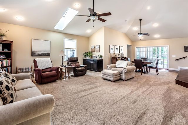 117 Hickory Lane, Lebanon, OH 45036